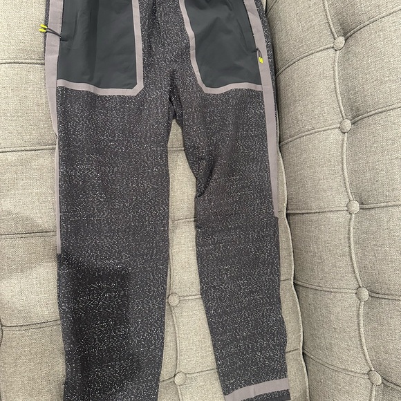 lululemom men's jogger medium - Picture 2 of 13